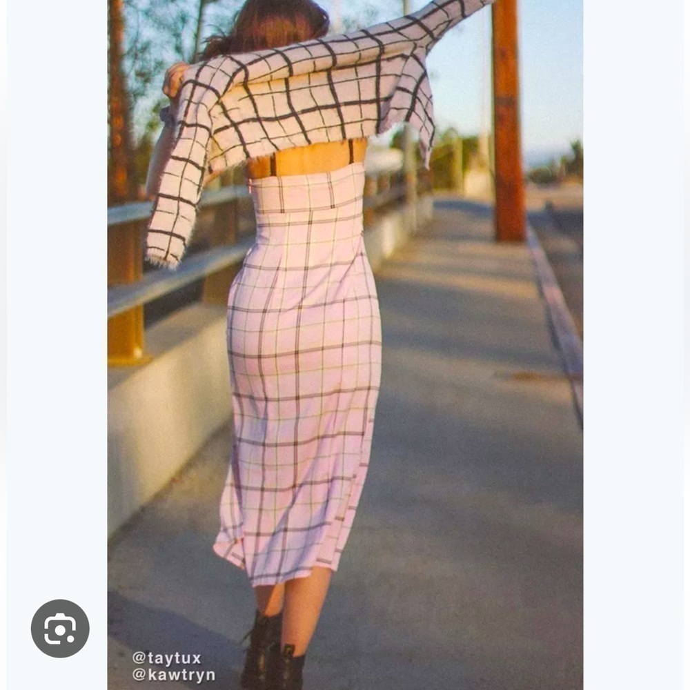 Urban Outfitters Cher Pink Plaid Satin Midi Dress - Picture 4 of 16
